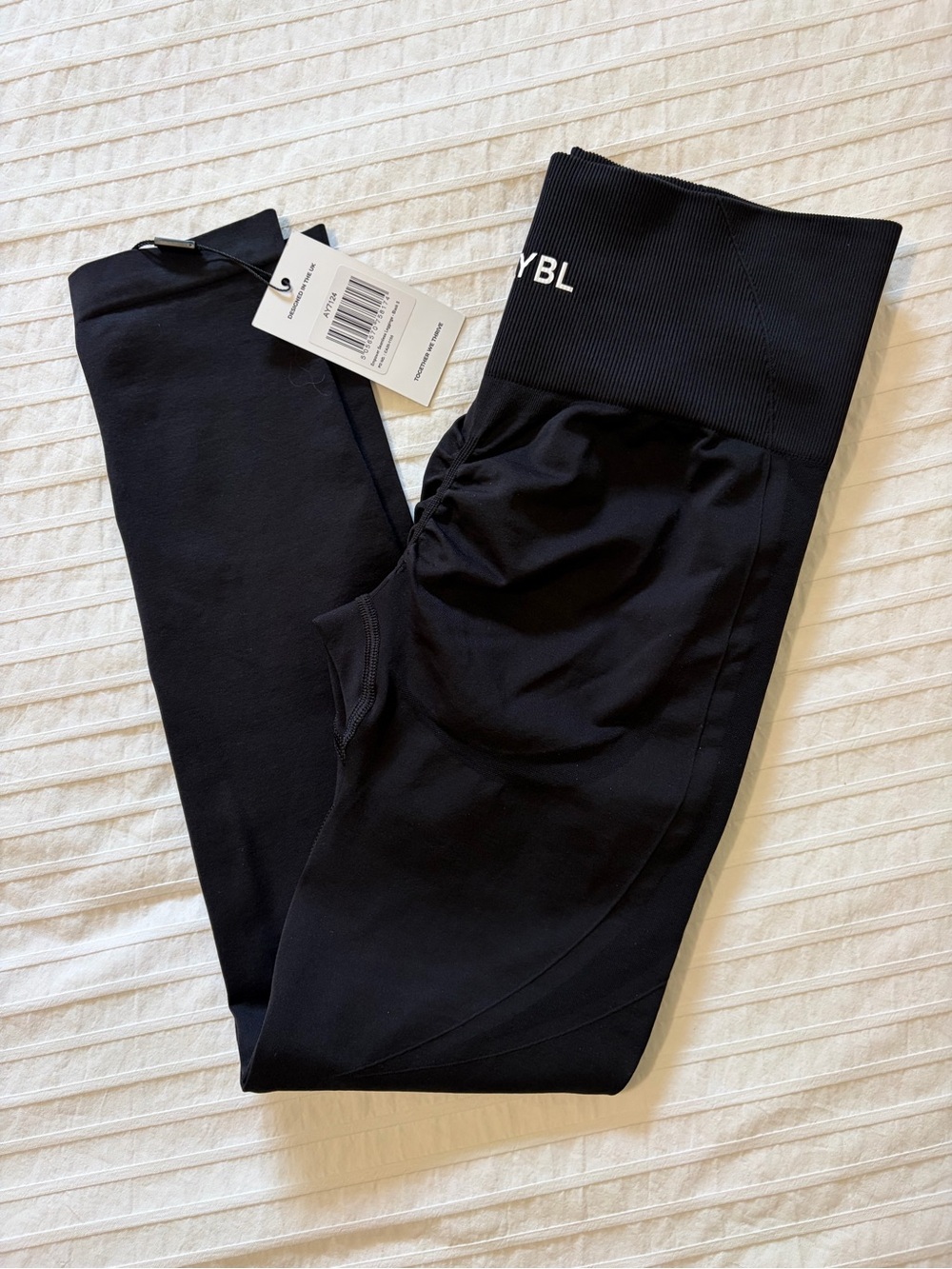AYBL- size small, NWT Balance V3 Seamless Leggings